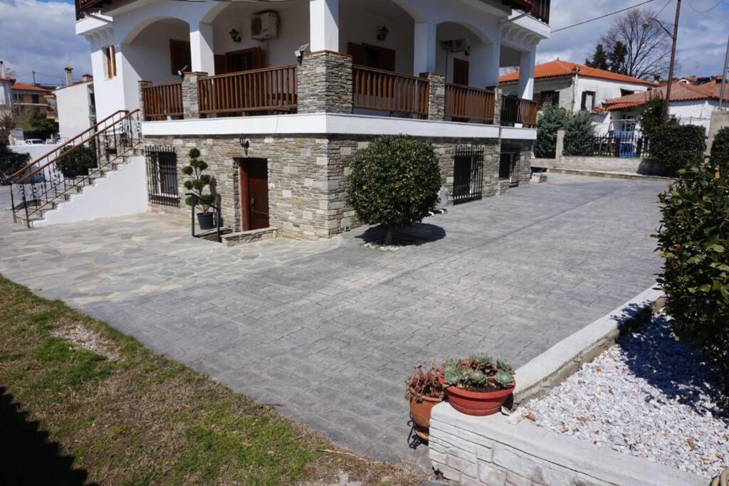 Katerina'S Villa Nikiti  Exterior photo